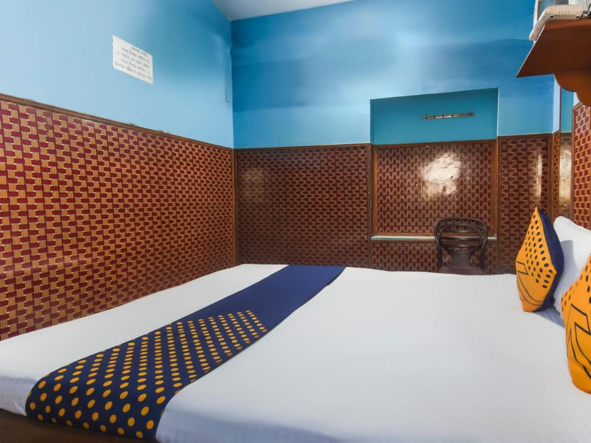 Oyo Flagship 74392 Hotel Mahesh Residency Hyderabad Exterior photo