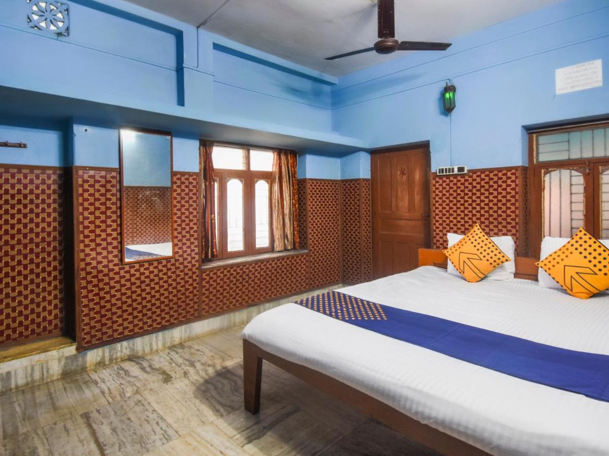Oyo Flagship 74392 Hotel Mahesh Residency Hyderabad Exterior photo