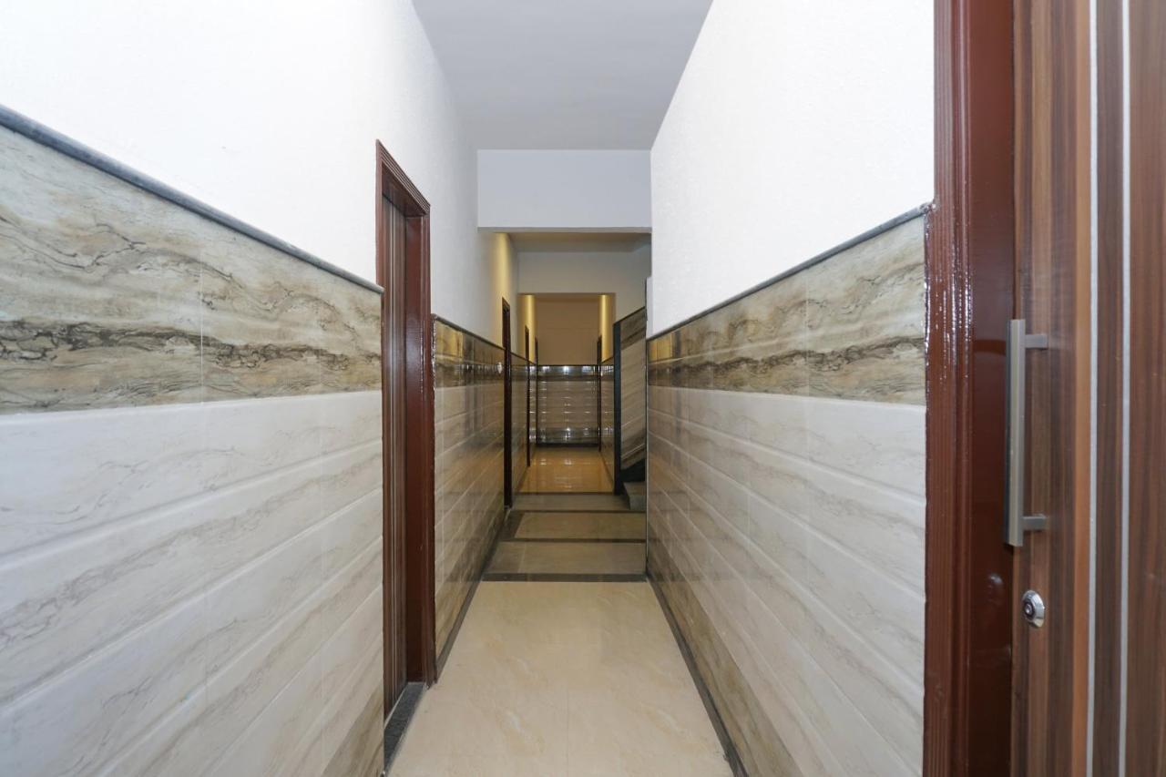 Oyo Flagship 74392 Hotel Mahesh Residency Hyderabad Exterior photo