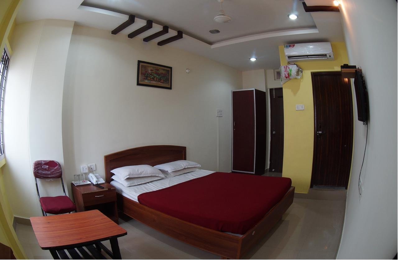 Oyo Flagship 74392 Hotel Mahesh Residency Hyderabad Exterior photo
